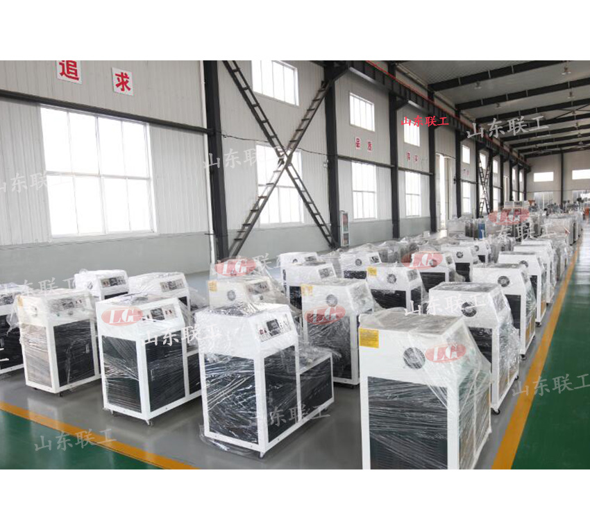 沖擊試驗低溫槽（低溫儀）成品車間——聯(lián)工試驗機廠